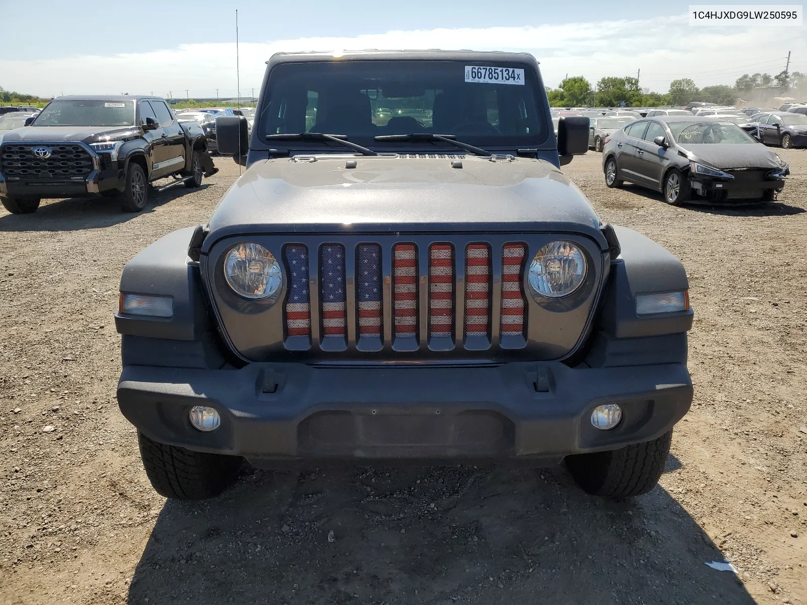 2020 Jeep Wrangler Unlimited Sport VIN: 1C4HJXDG9LW250595 Lot: 66785134