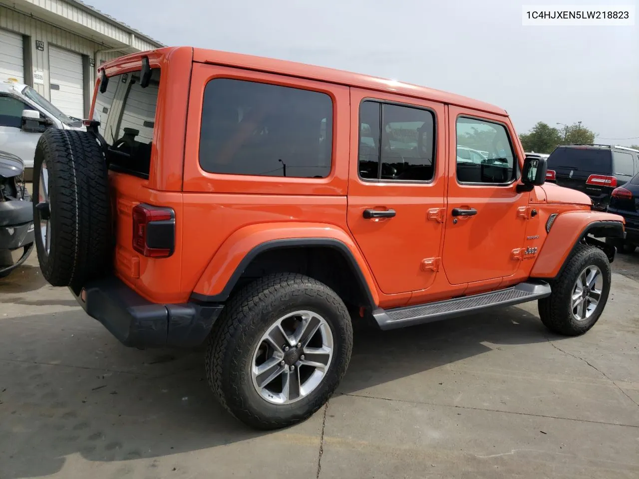 2020 Jeep Wrangler Unlimited Sahara VIN: 1C4HJXEN5LW218823 Lot: 69508014