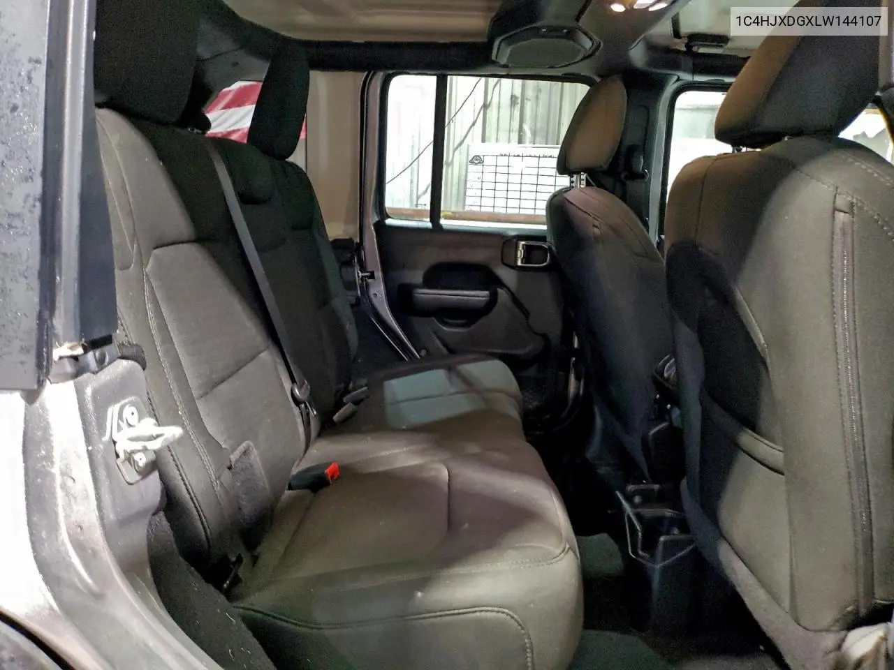 1C4HJXDGXLW144107 2020 Jeep Wrangler Unlimited Sport