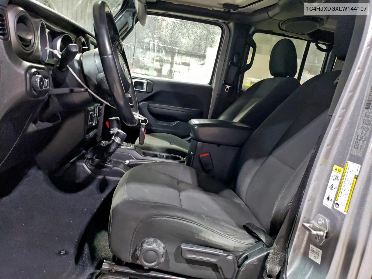 1C4HJXDGXLW144107 2020 Jeep Wrangler Unlimited Sport