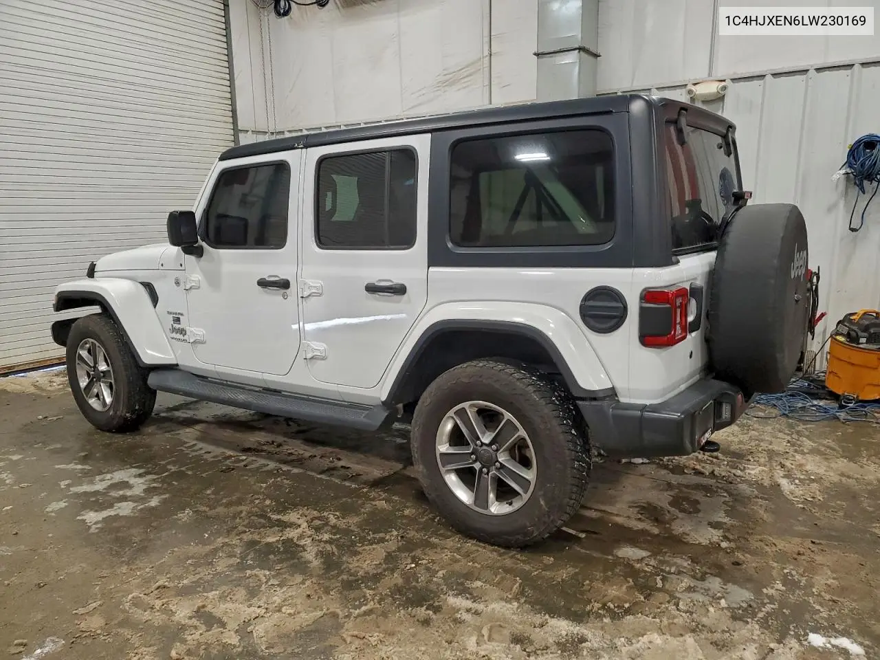1C4HJXEN6LW230169 2020 Jeep Wrangler Unlimited Sahara