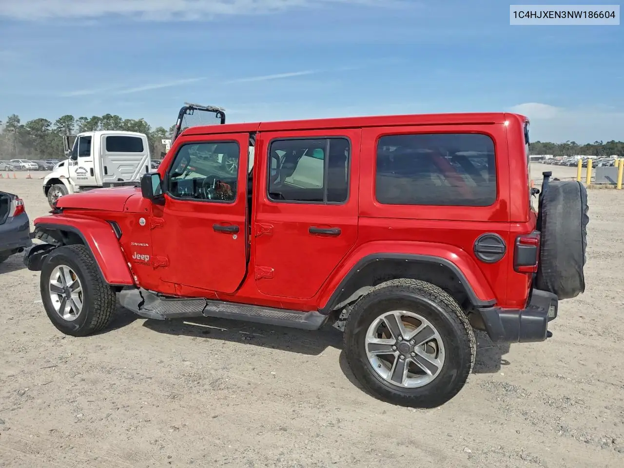 1C4HJXEN3NW186604 2022 Jeep Wrangler Unlimited Sahara
