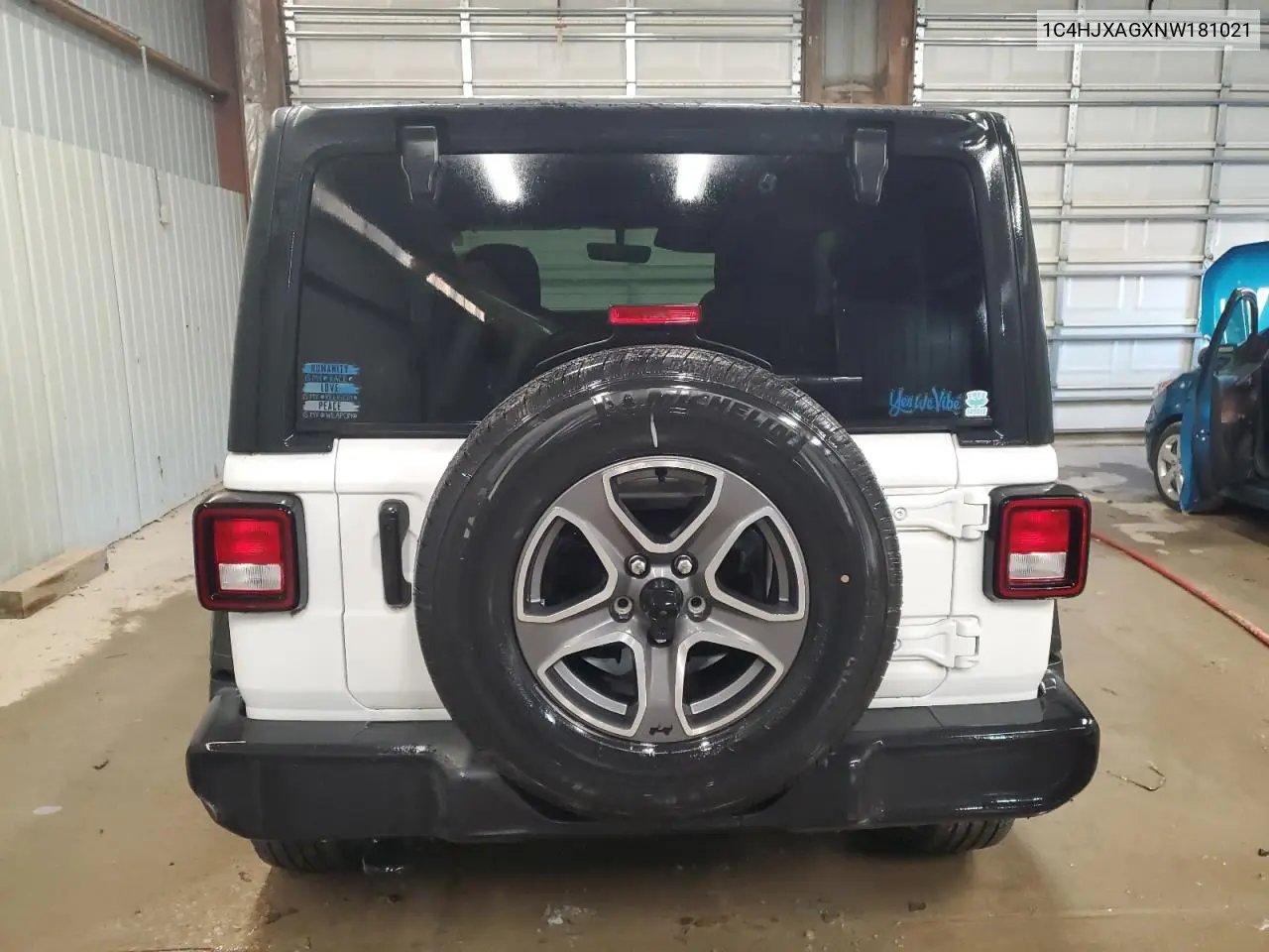 1C4HJXAGXNW181021 2022 Jeep Wrangler Sport