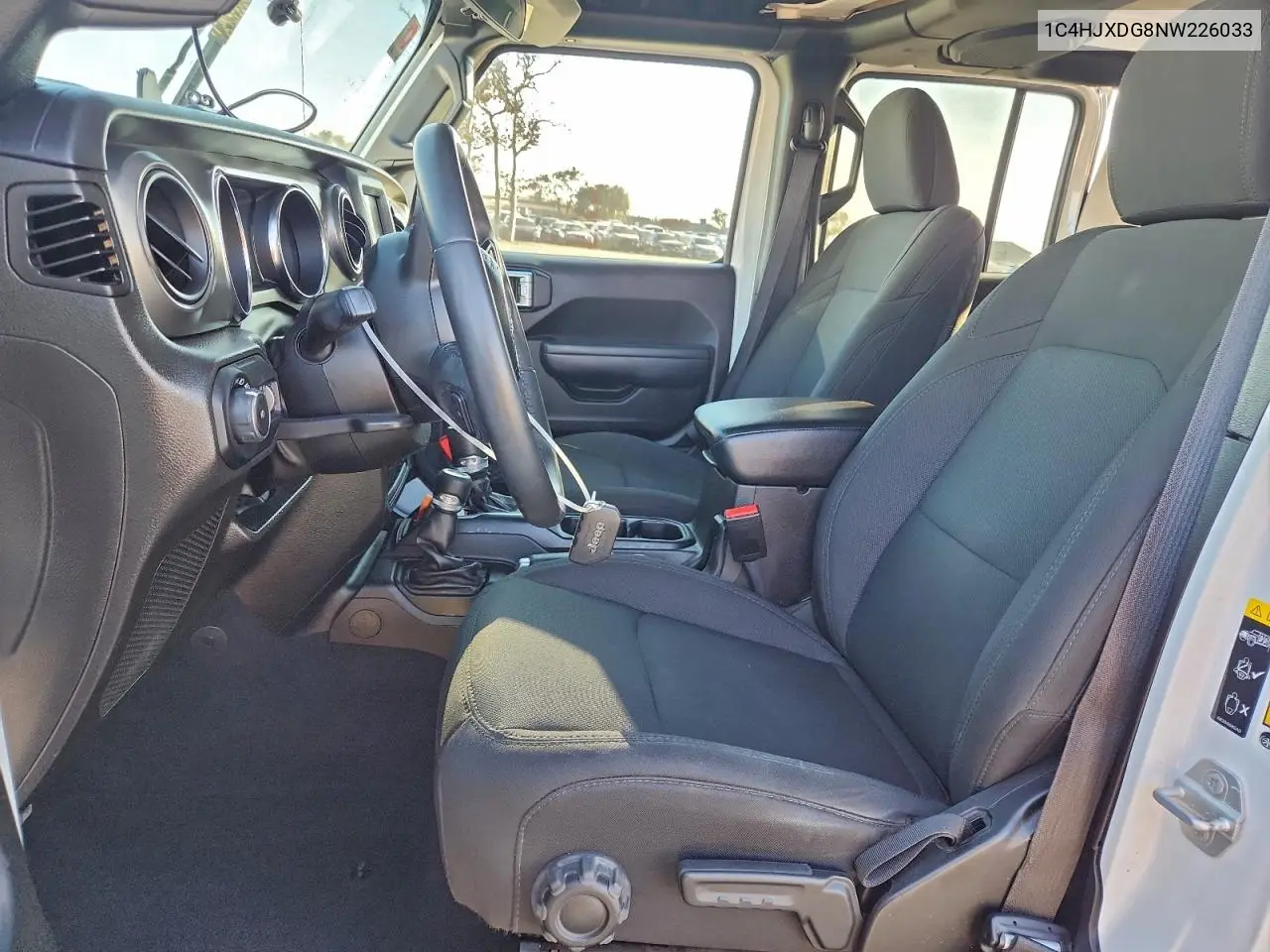 1C4HJXDG8NW226033 2022 Jeep Wrangler Unlimited Sport