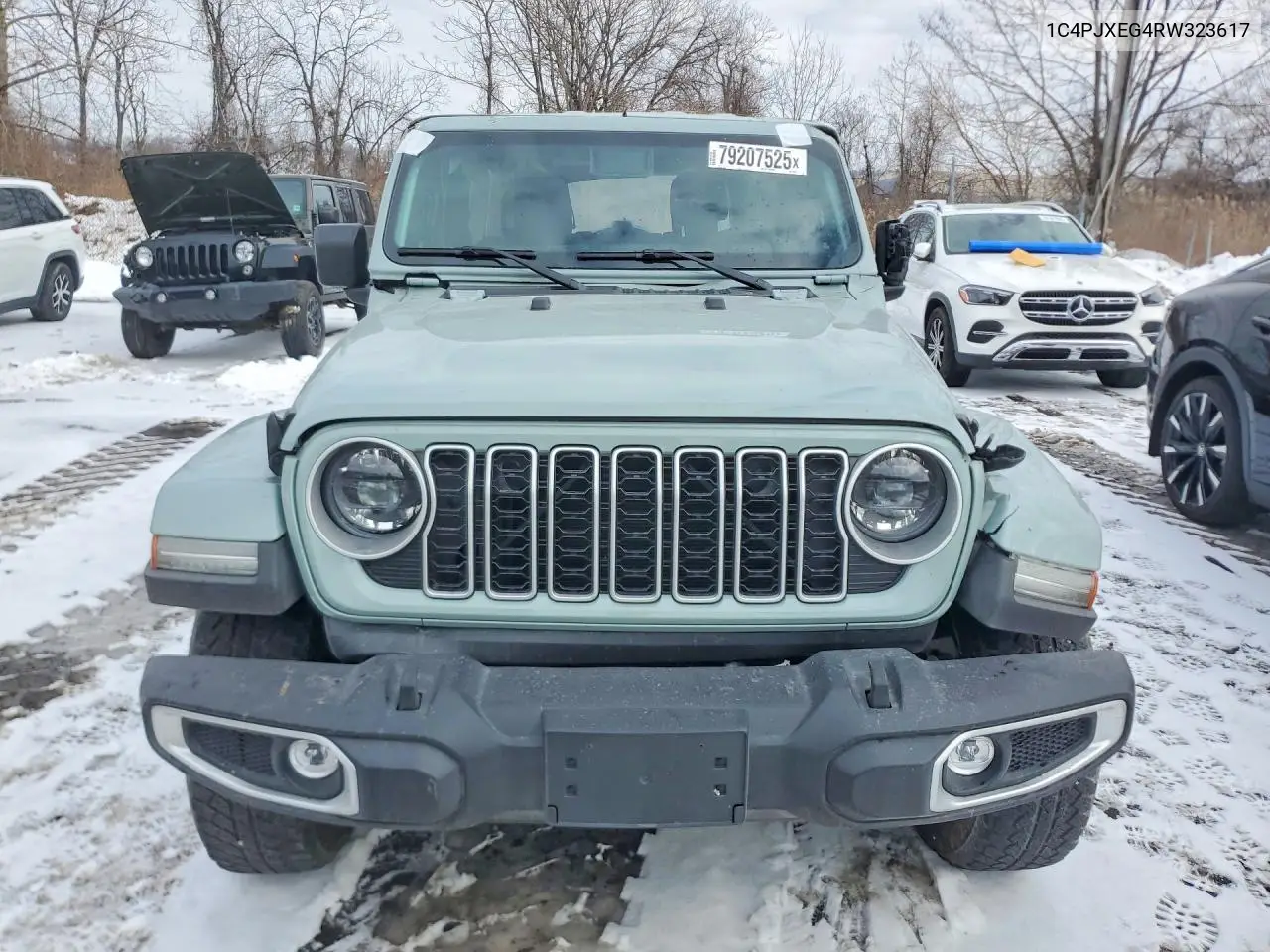 1C4PJXEG4RW323617 2024 Jeep Wrangler Sahara
