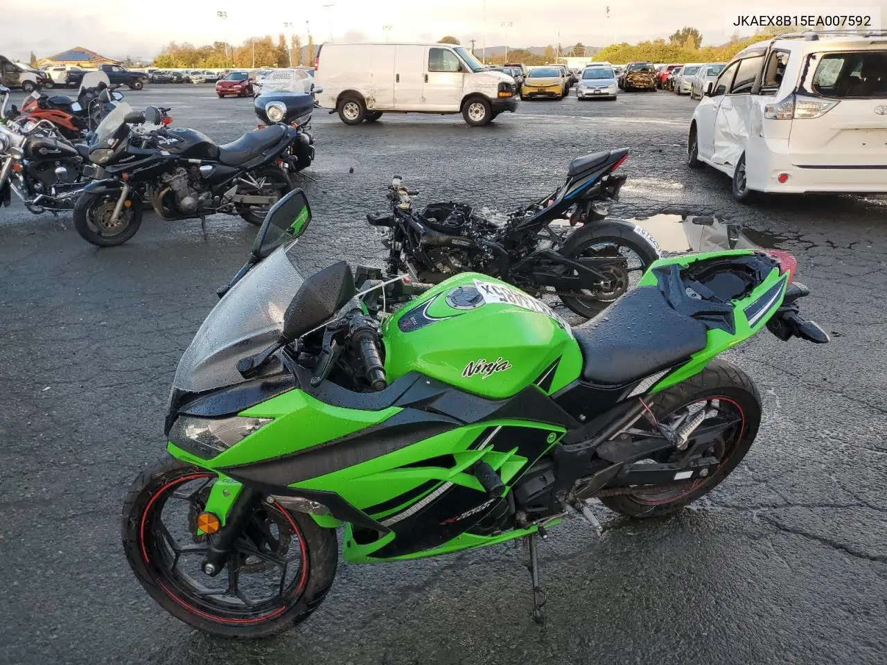 JKAEX8B15EA007592 2014 Kawasaki Ex300 B