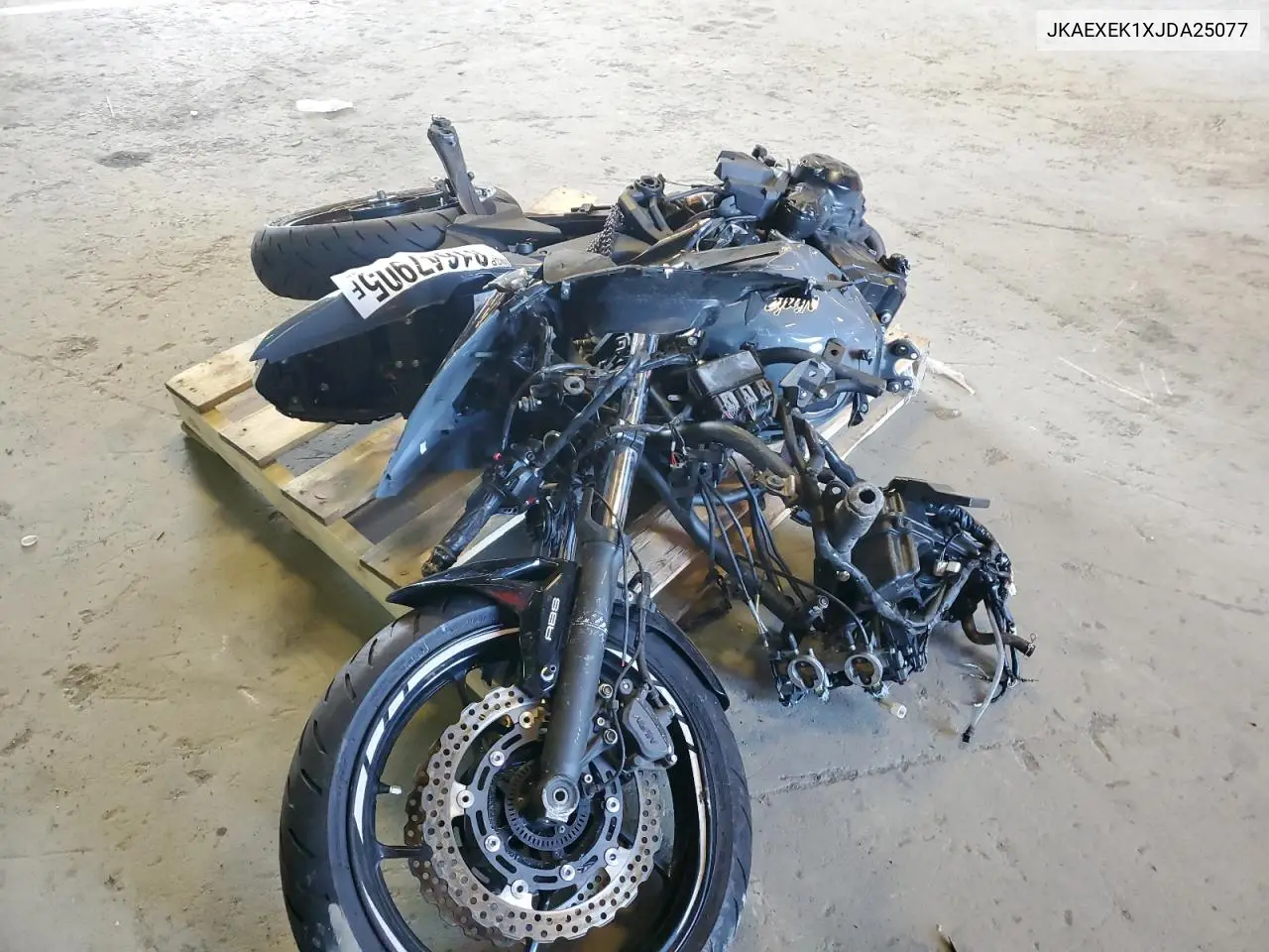 JKAEXEK1XJDA25077 2018 Kawasaki Ex650 F
