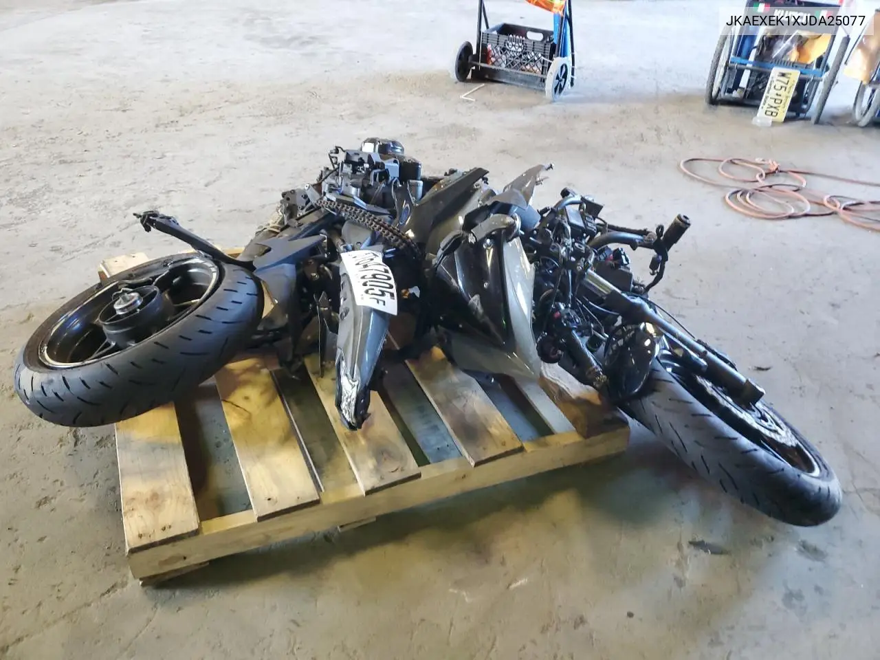 JKAEXEK1XJDA25077 2018 Kawasaki Ex650 F