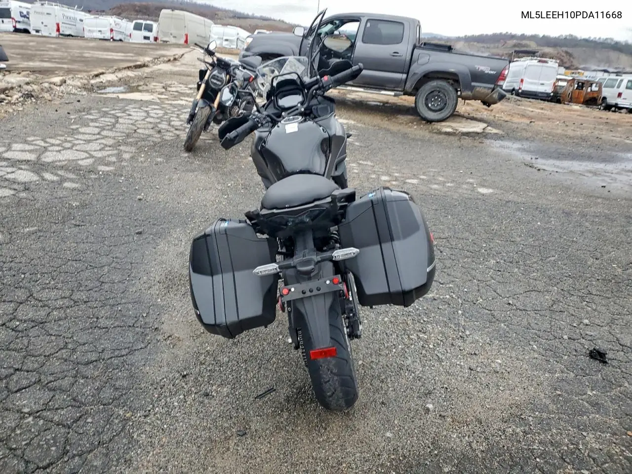 ML5LEEH10PDA11668 2023 Kawasaki Kle650 F