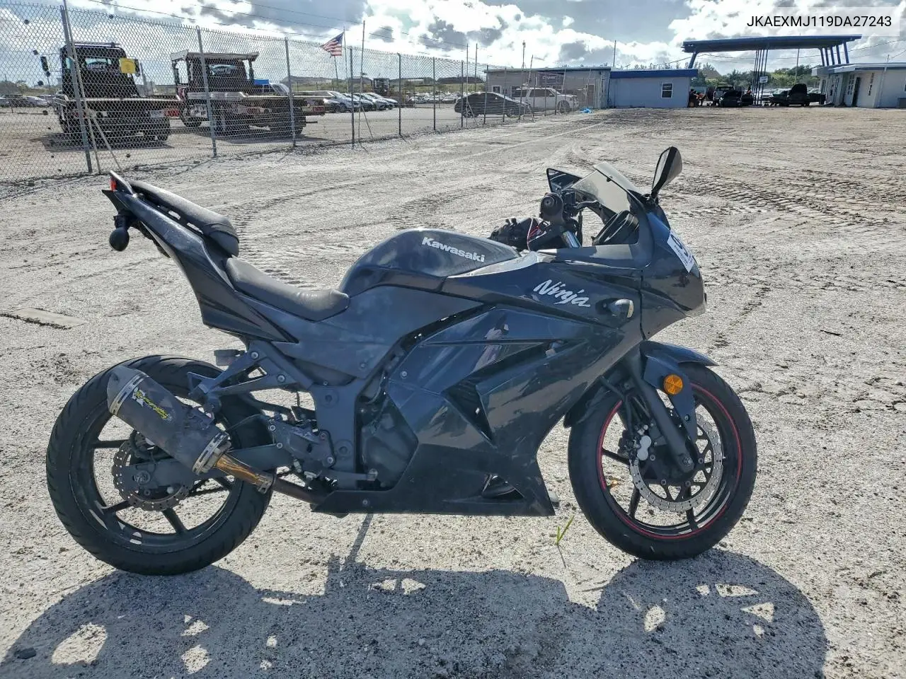 JKAEXMJ119DA27243 2009 Kawasaki Ex250 J