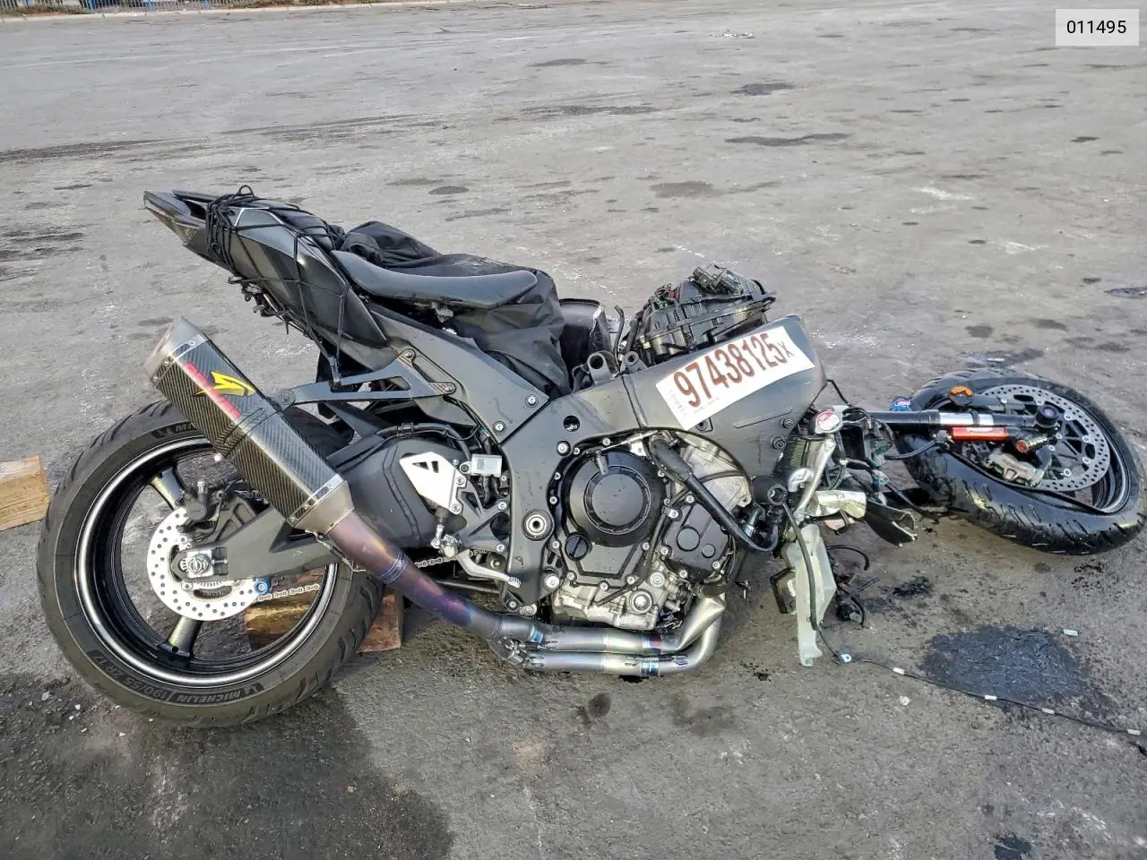 011495 2024 Kawasaki Zx1002 L