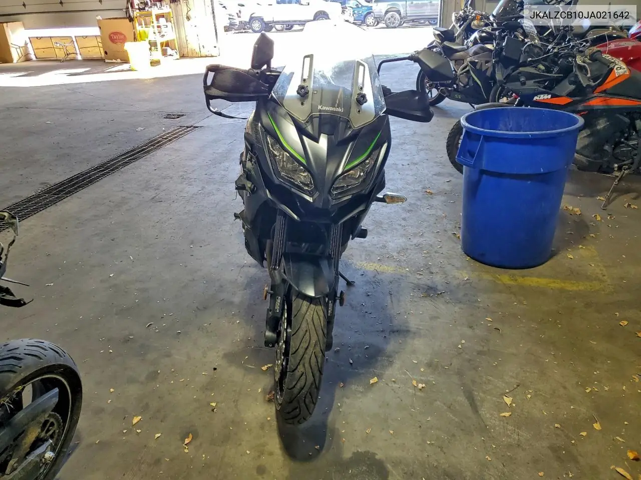 JKALZCB10JA021642 2018 Kawasaki Lz1000 B