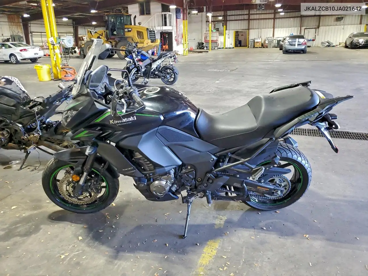 JKALZCB10JA021642 2018 Kawasaki Lz1000 B