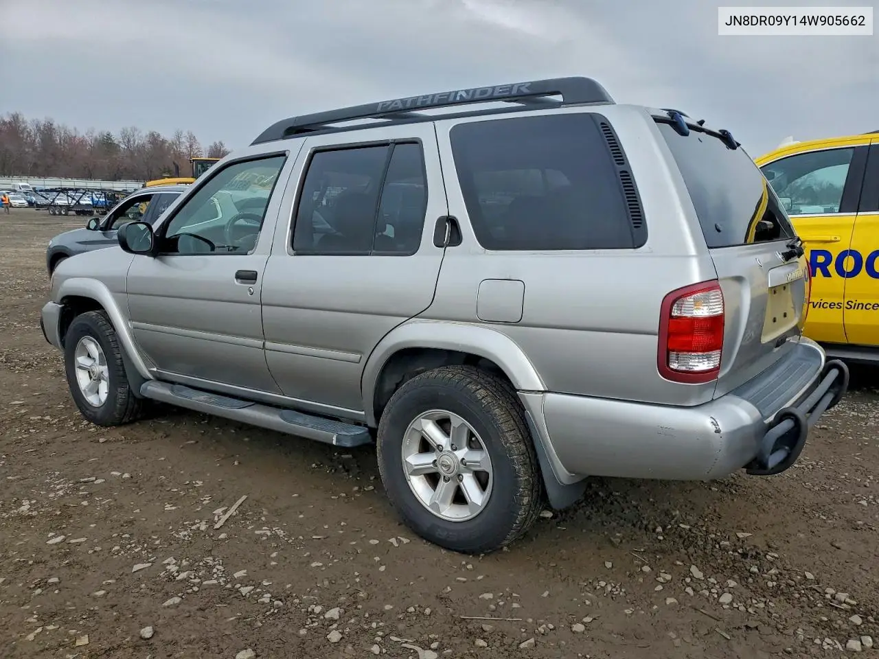 JN8DR09Y14W905662 2004 Nissan Pathfinder Le