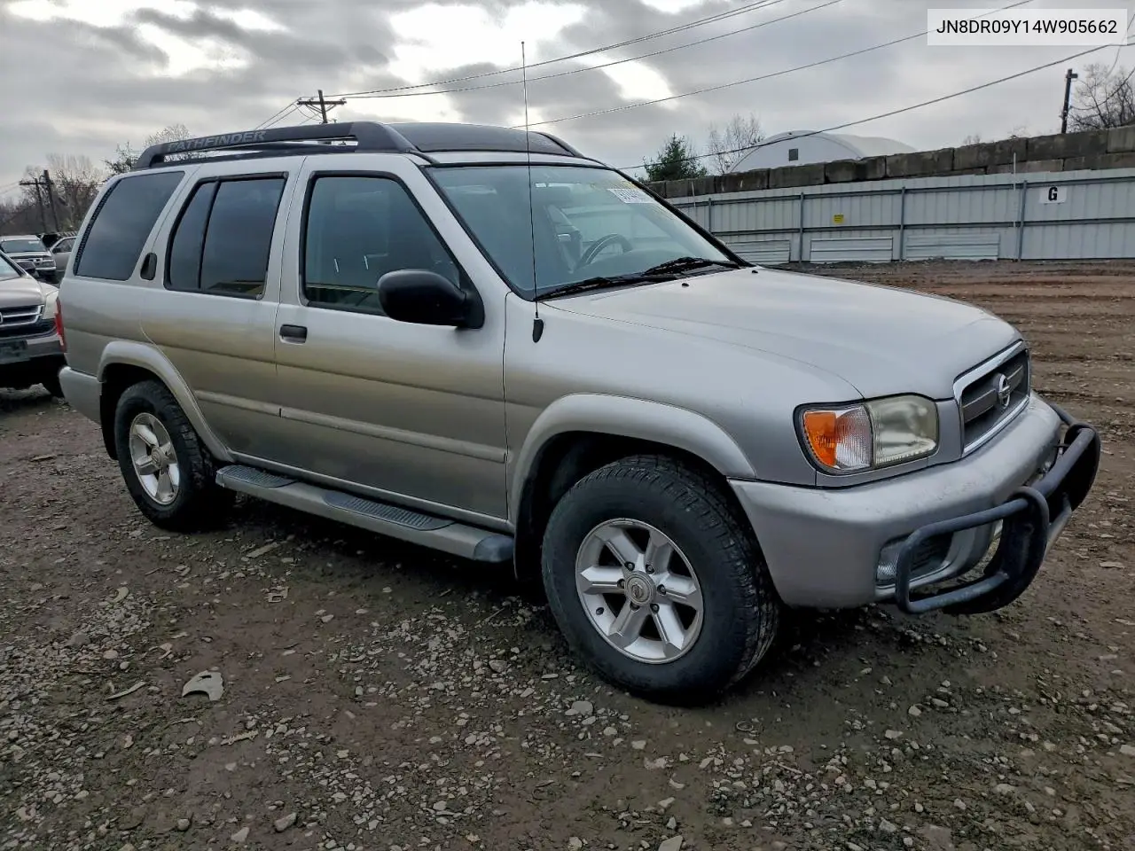 JN8DR09Y14W905662 2004 Nissan Pathfinder Le