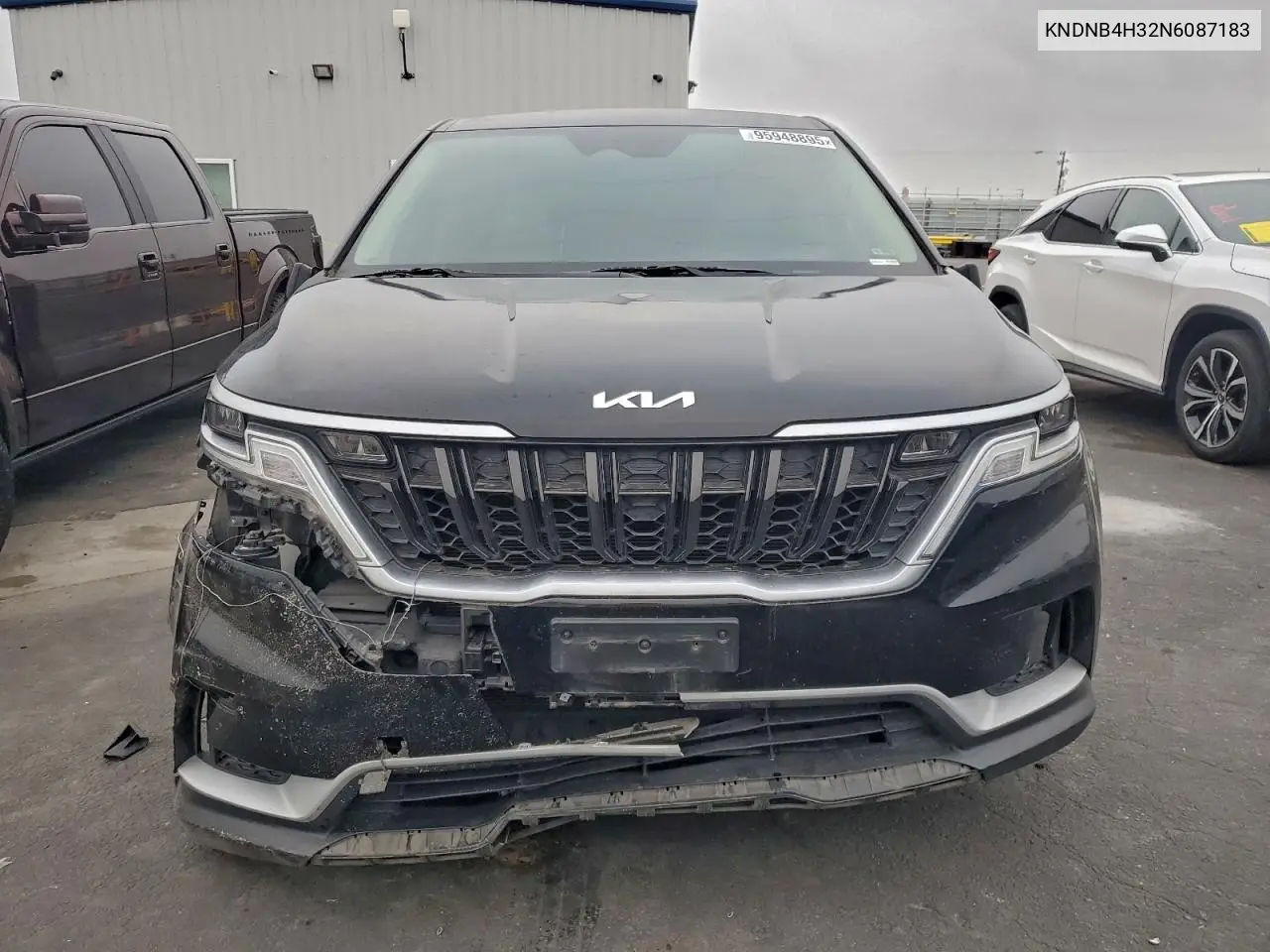 KNDNB4H32N6087183 2022 Kia Carnival Lx