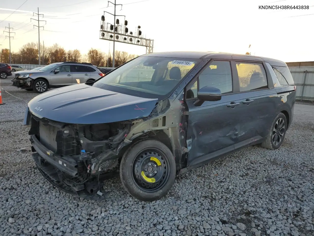 KNDNC5H38R6443838 2024 Kia Carnival Ex