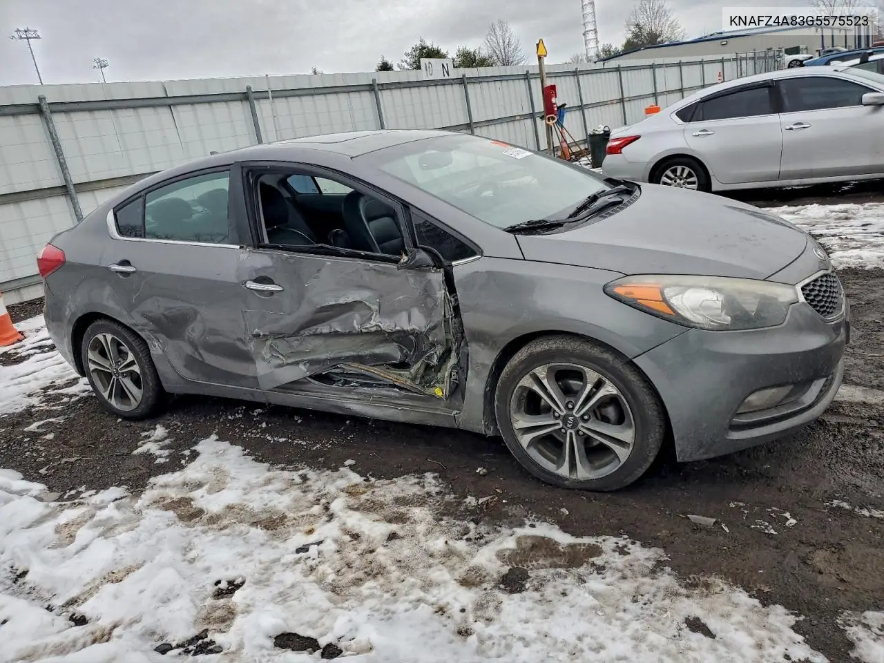 KNAFZ4A83G5575523 2016 Kia Forte Ex