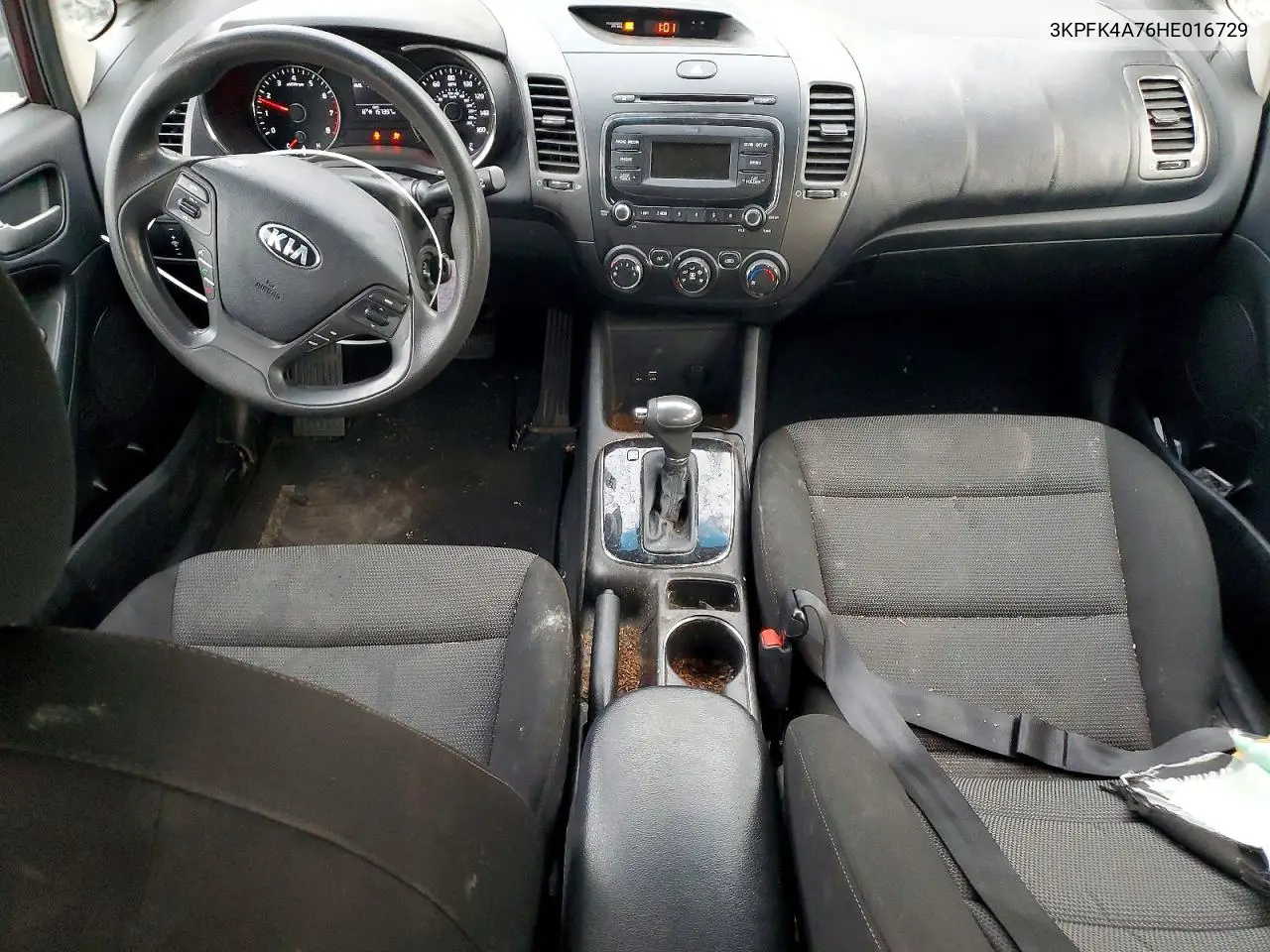 3KPFK4A76HE016729 2017 Kia Forte Lx