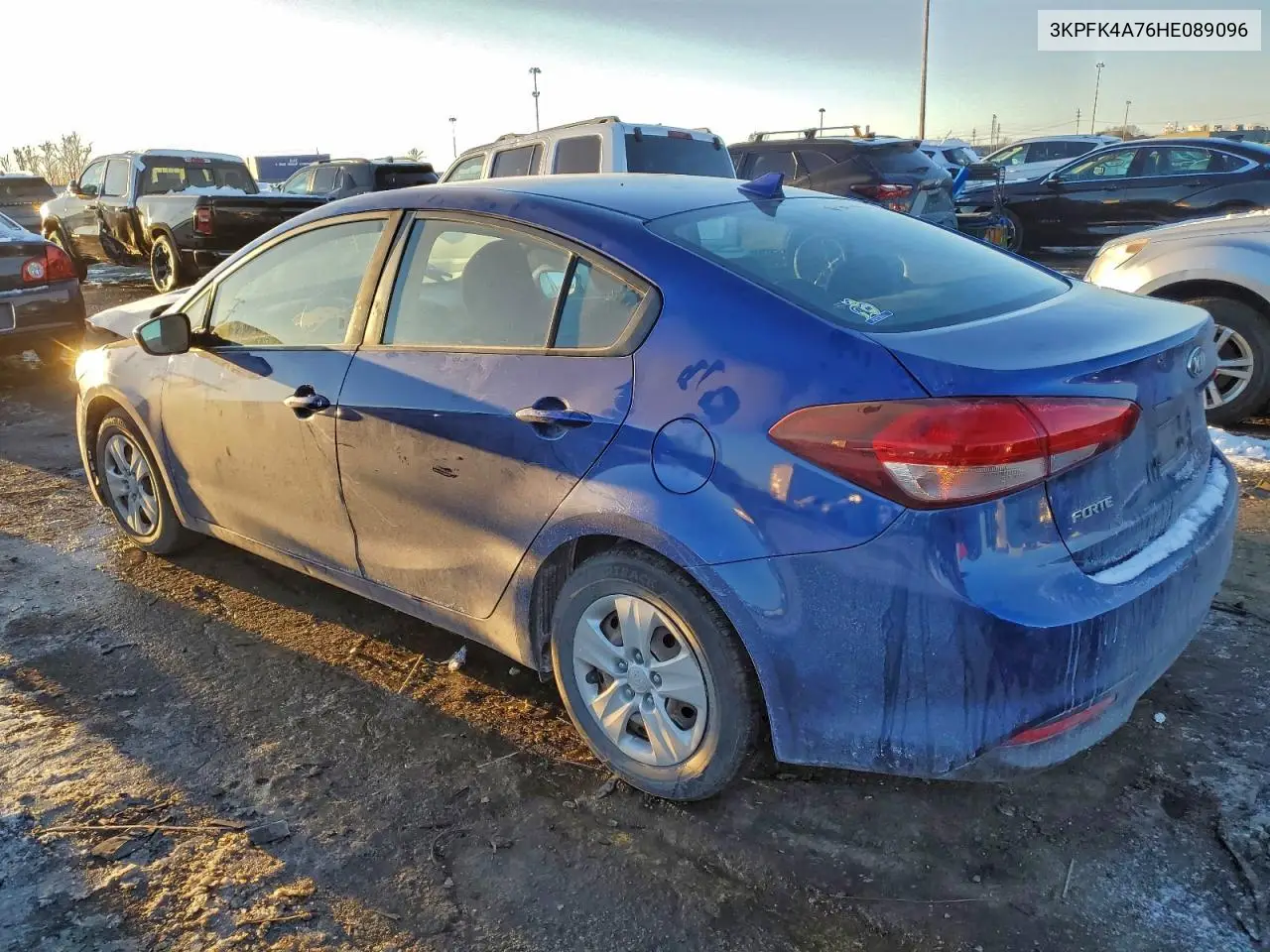 3KPFK4A76HE089096 2017 Kia Forte Lx