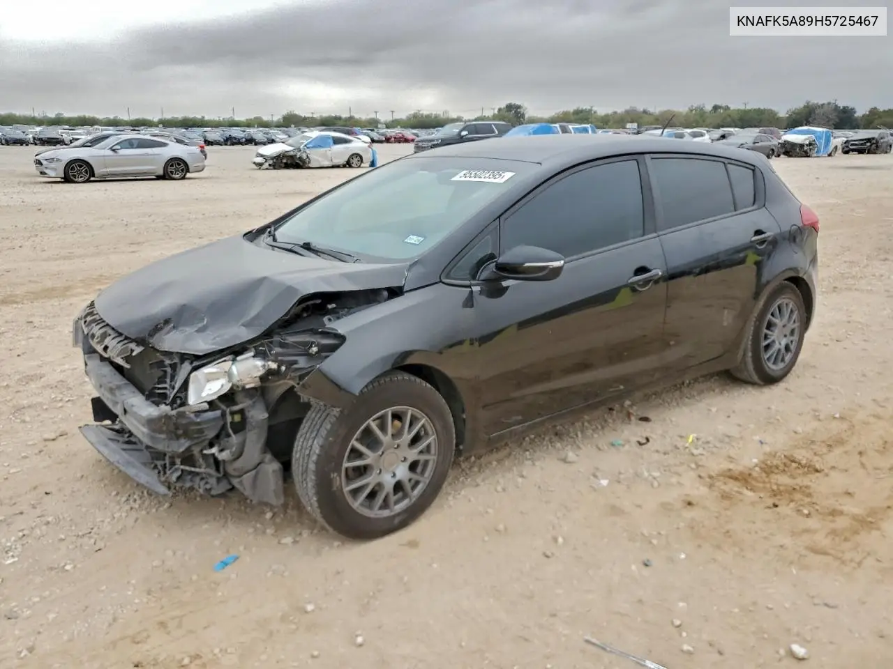 KNAFK5A89H5725467 2017 Kia Forte Lx