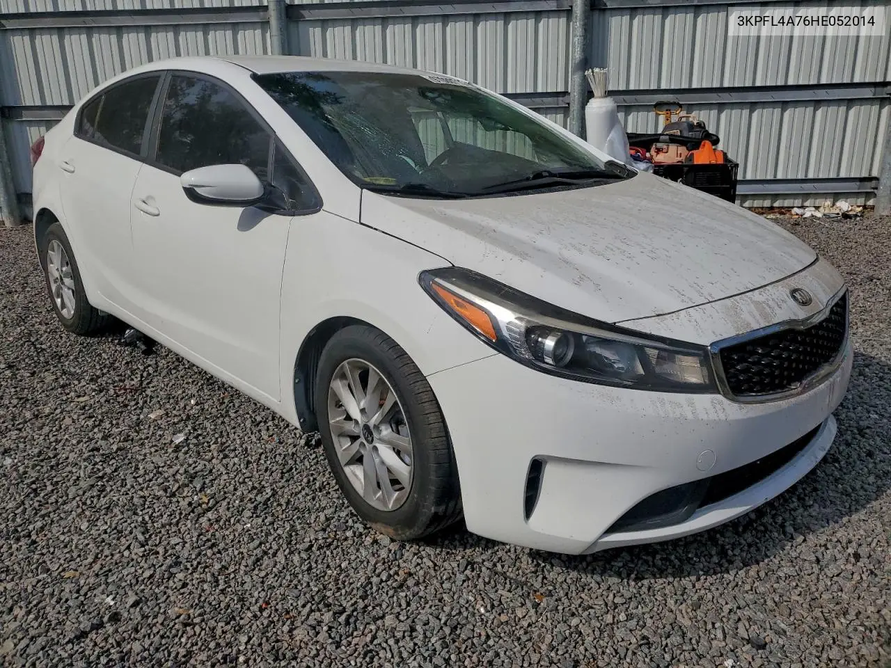 3KPFL4A76HE052014 2017 Kia Forte S