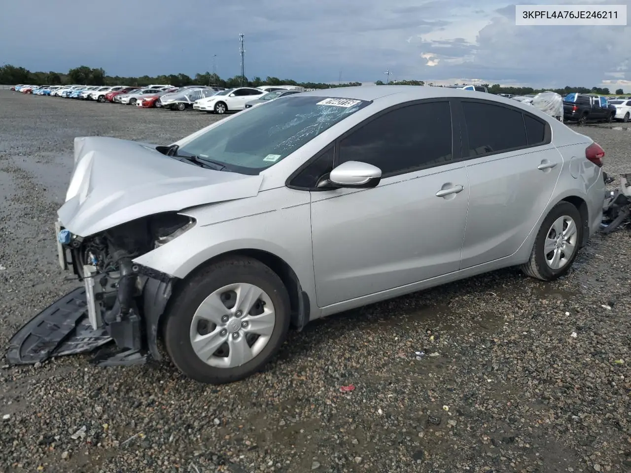3KPFL4A76JE246211 2018 Kia Forte Lx