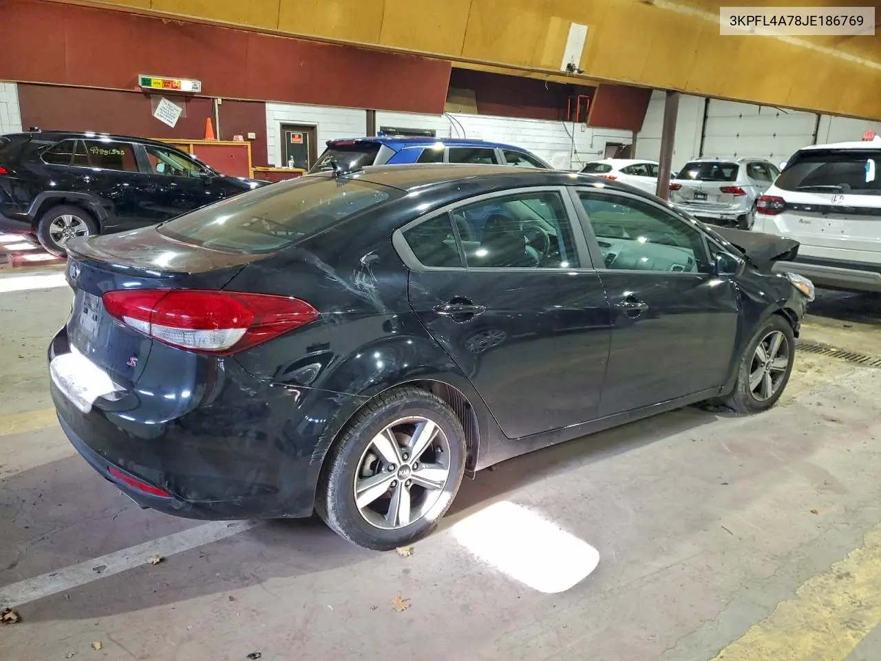 3KPFL4A78JE186769 2018 Kia Forte Lx