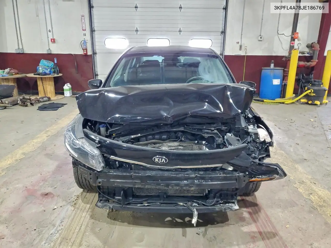 3KPFL4A78JE186769 2018 Kia Forte Lx