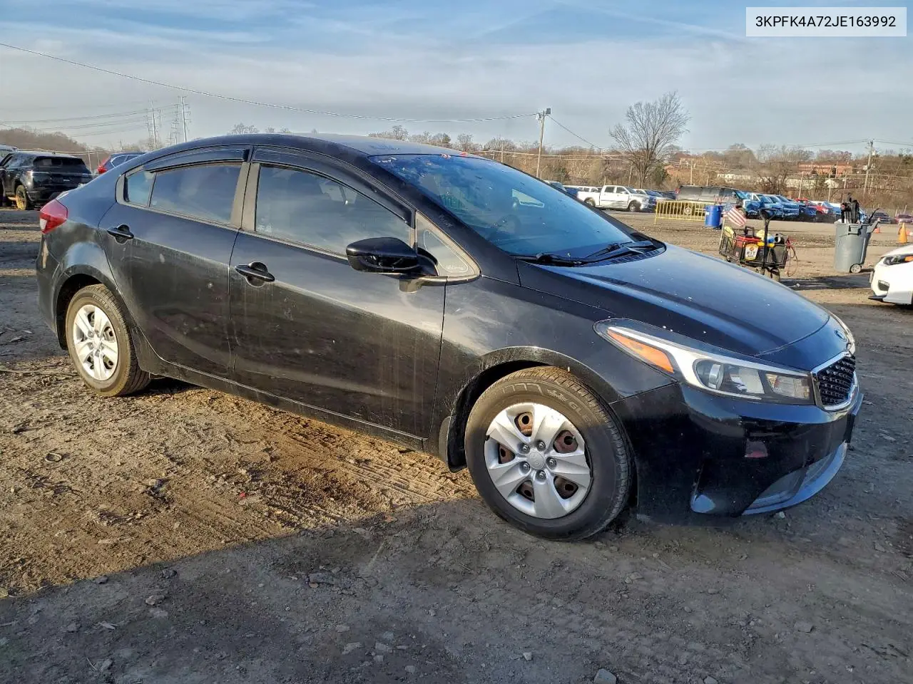 3KPFK4A72JE163992 2018 Kia Forte Lx