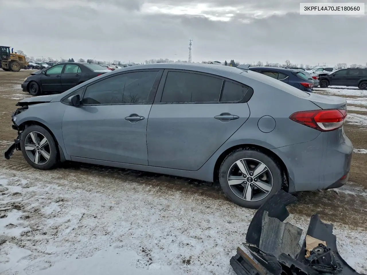 3KPFL4A70JE180660 2018 Kia Forte Lx