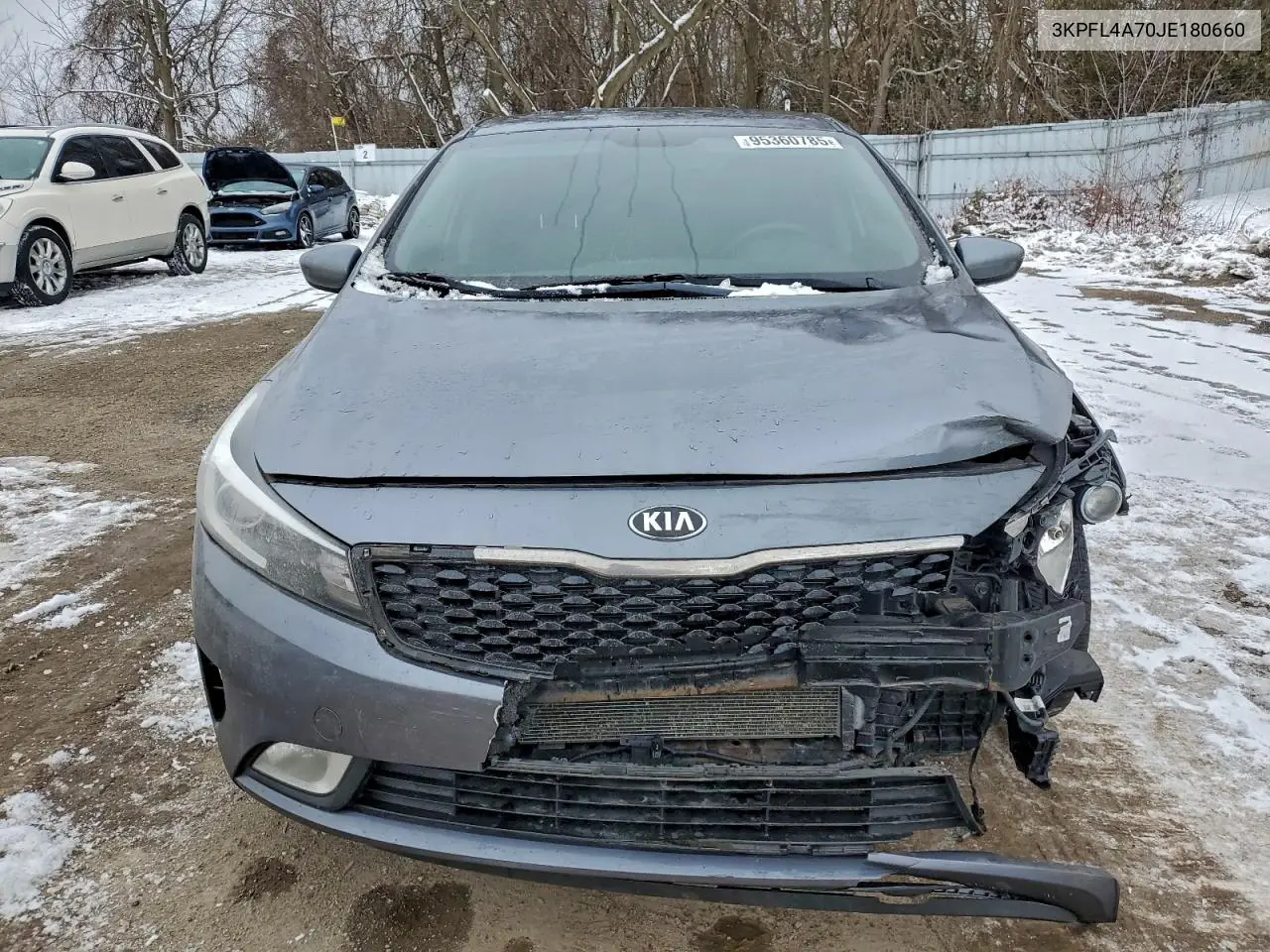 3KPFL4A70JE180660 2018 Kia Forte Lx