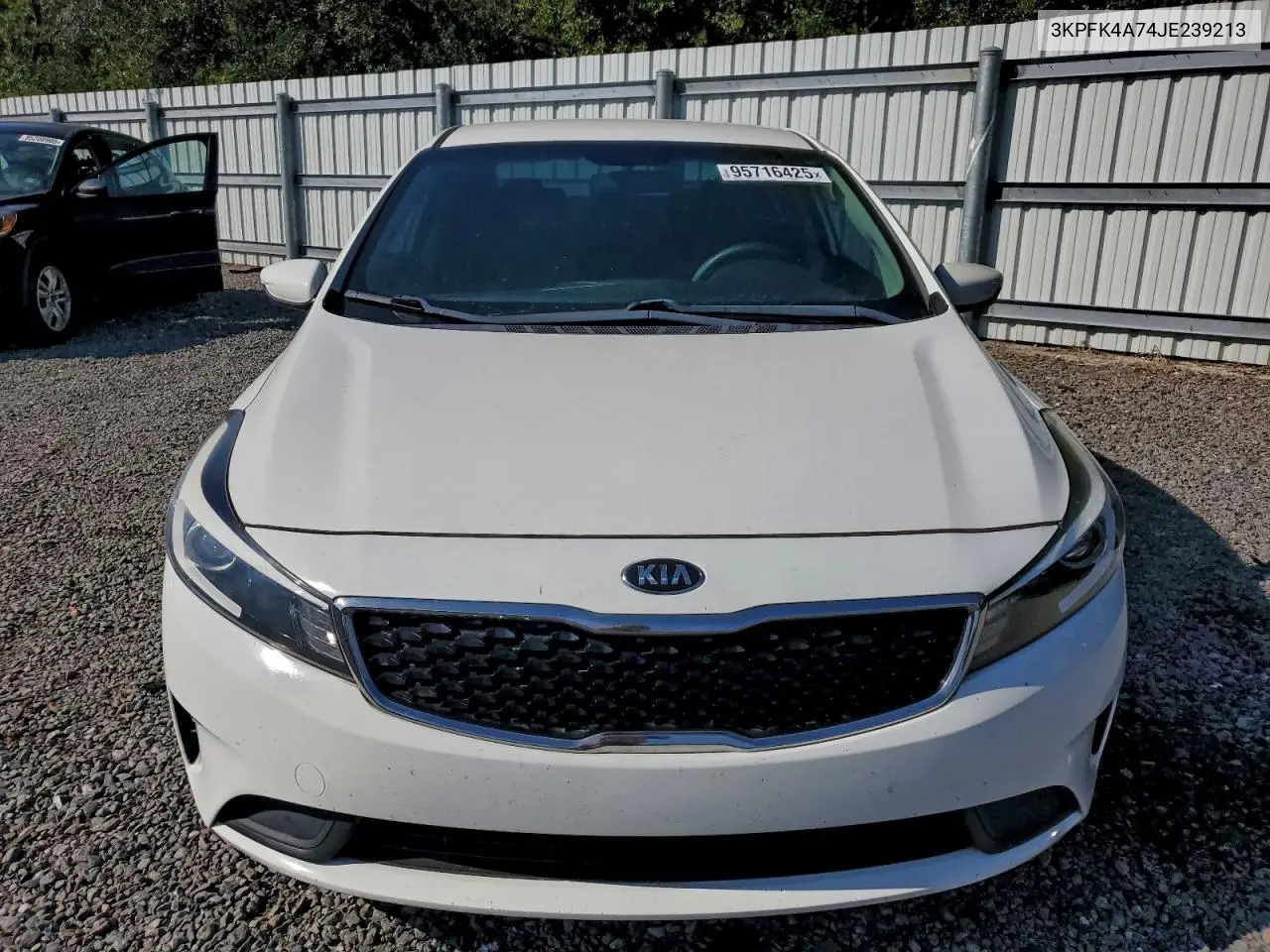 3KPFK4A74JE239213 2018 Kia Forte Lx