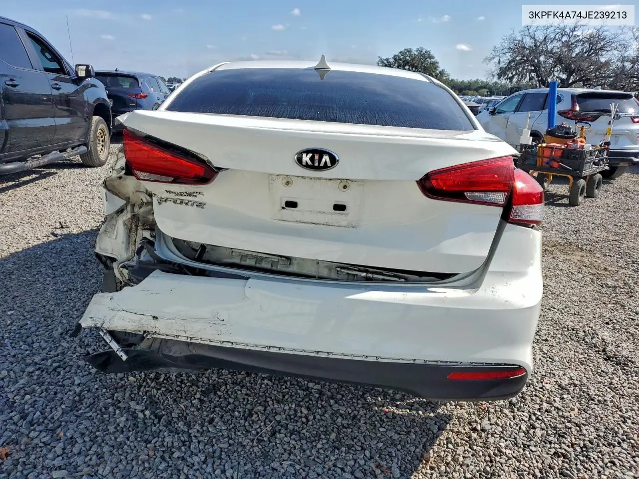 3KPFK4A74JE239213 2018 Kia Forte Lx