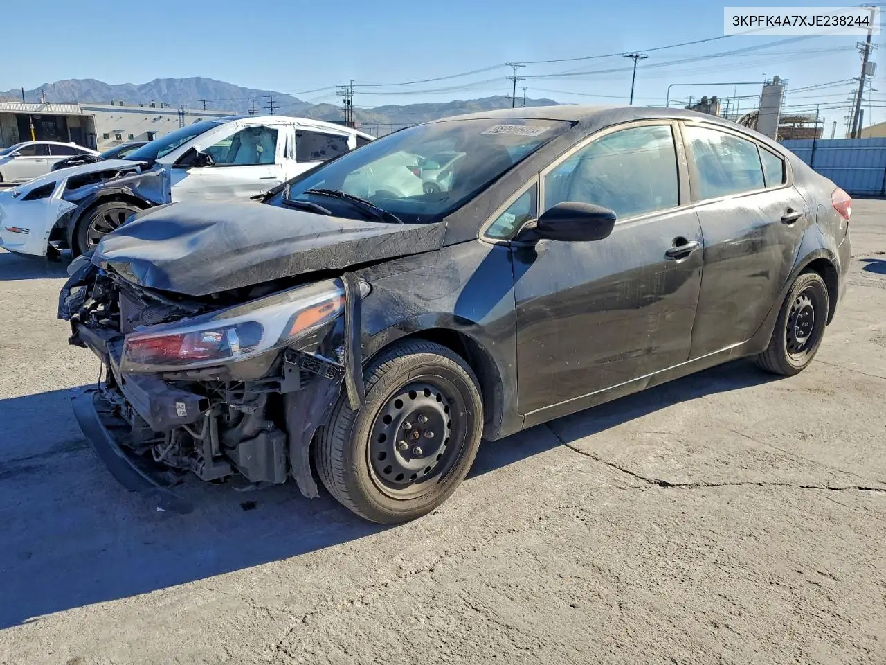 3KPFK4A7XJE238244 2018 Kia Forte Lx