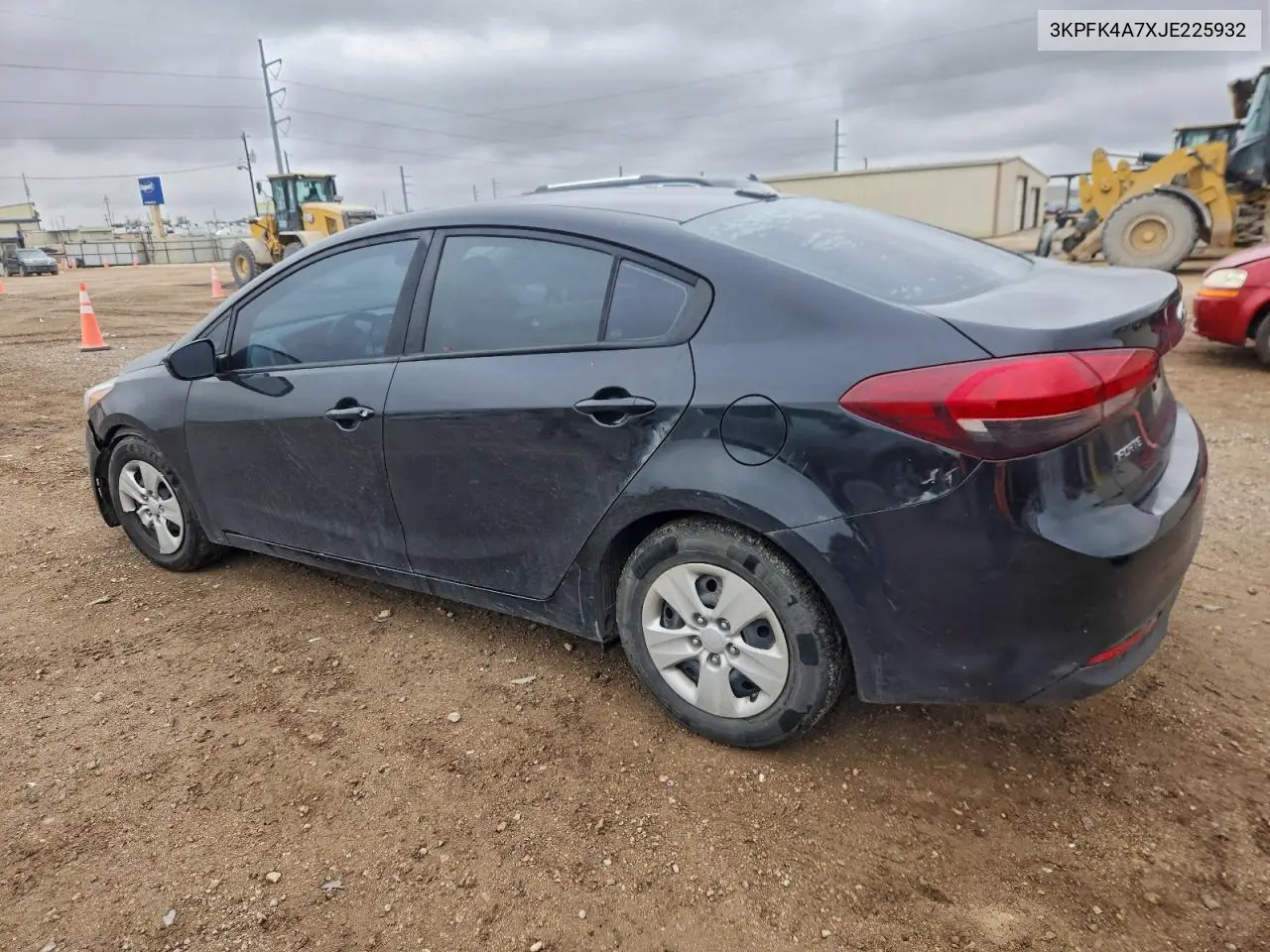3KPFK4A7XJE225932 2018 Kia Forte Lx