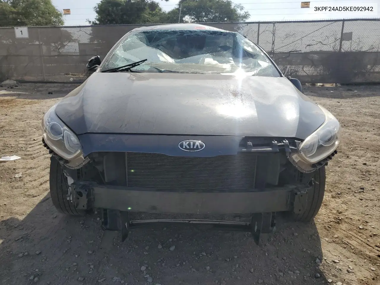 3KPF24AD5KE092942 2019 Kia Forte Fe