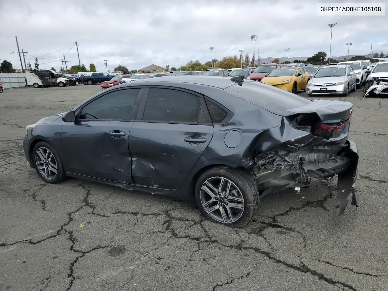3KPF34AD0KE105108 2019 Kia Forte Gt Line