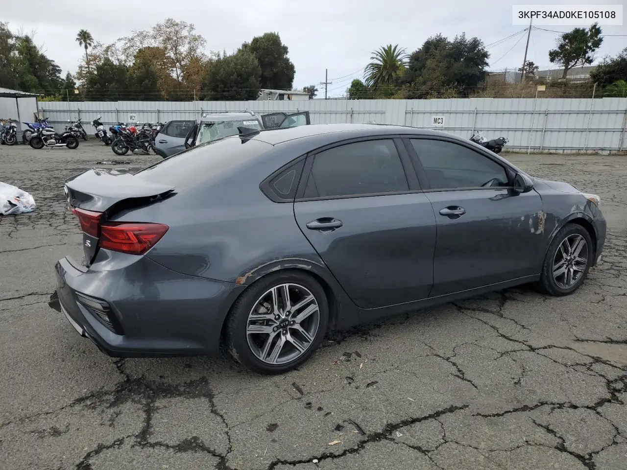3KPF34AD0KE105108 2019 Kia Forte Gt Line