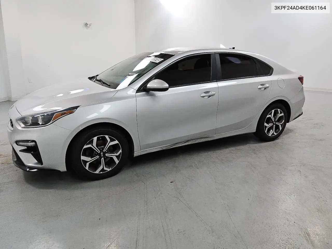 3KPF24AD4KE061164 2019 Kia Forte Fe
