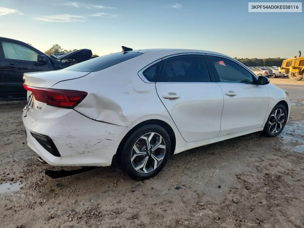 3KPF54AD0KE038116 2019 Kia Forte Ex