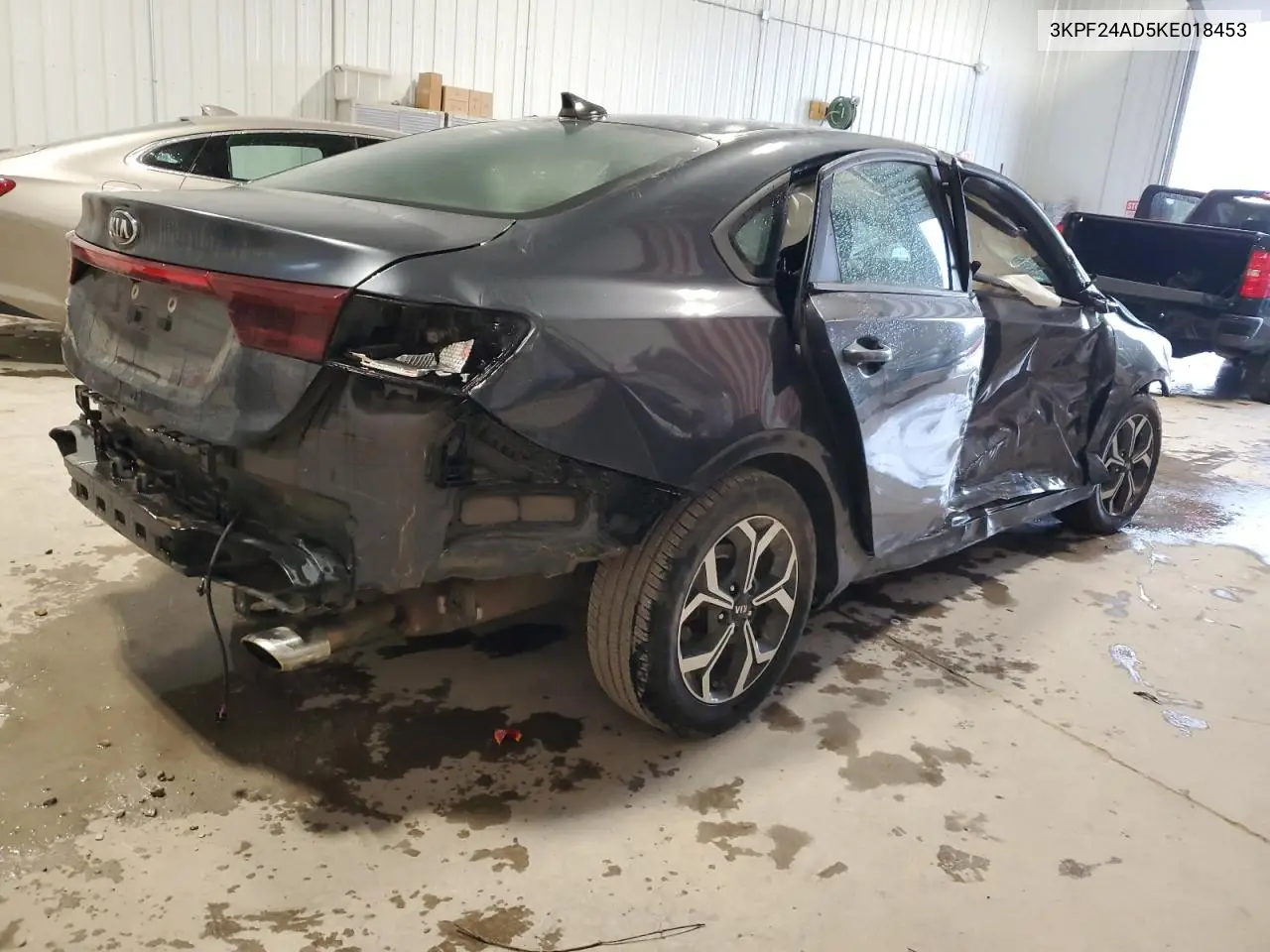 3KPF24AD5KE018453 2019 Kia Forte Fe