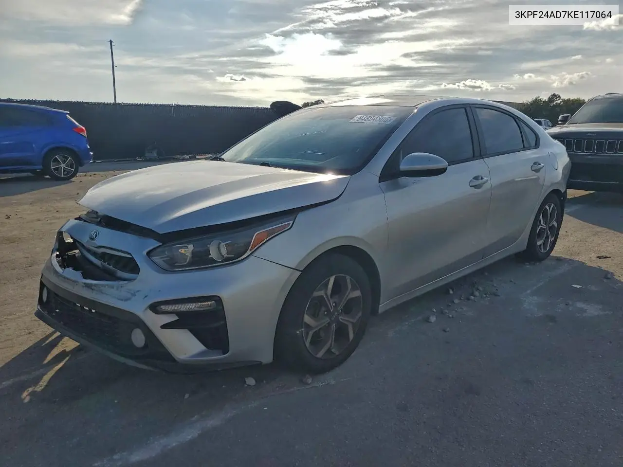 3KPF24AD7KE117064 2019 Kia Forte Fe