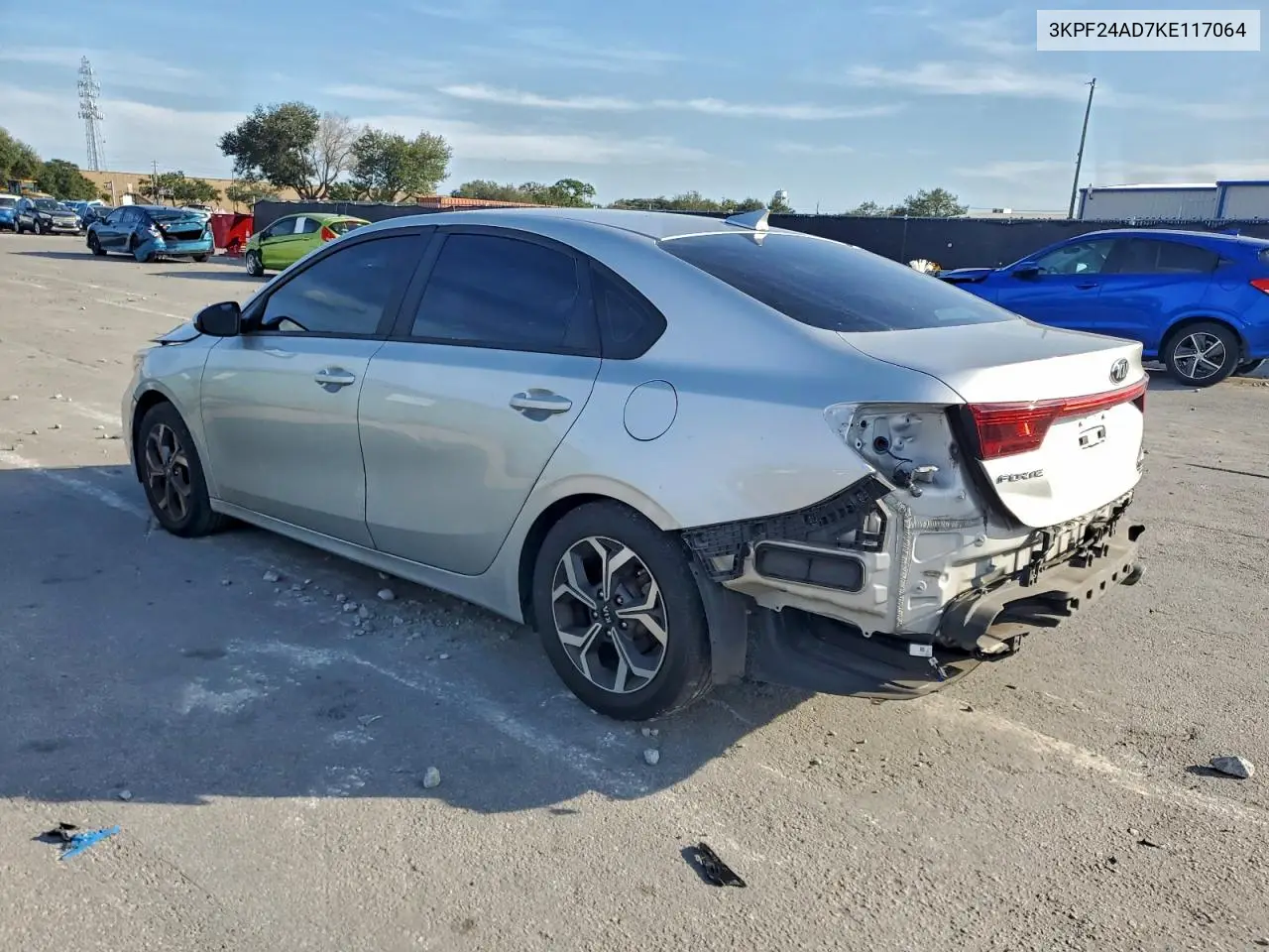 3KPF24AD7KE117064 2019 Kia Forte Fe