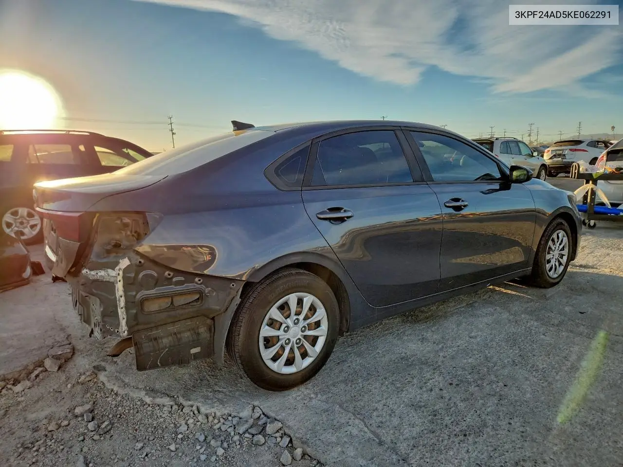 3KPF24AD5KE062291 2019 Kia Forte Fe