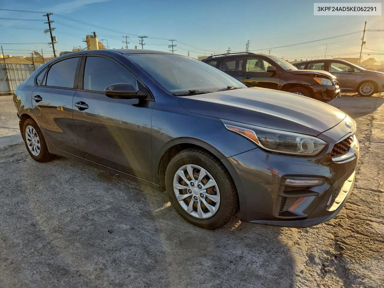 3KPF24AD5KE062291 2019 Kia Forte Fe