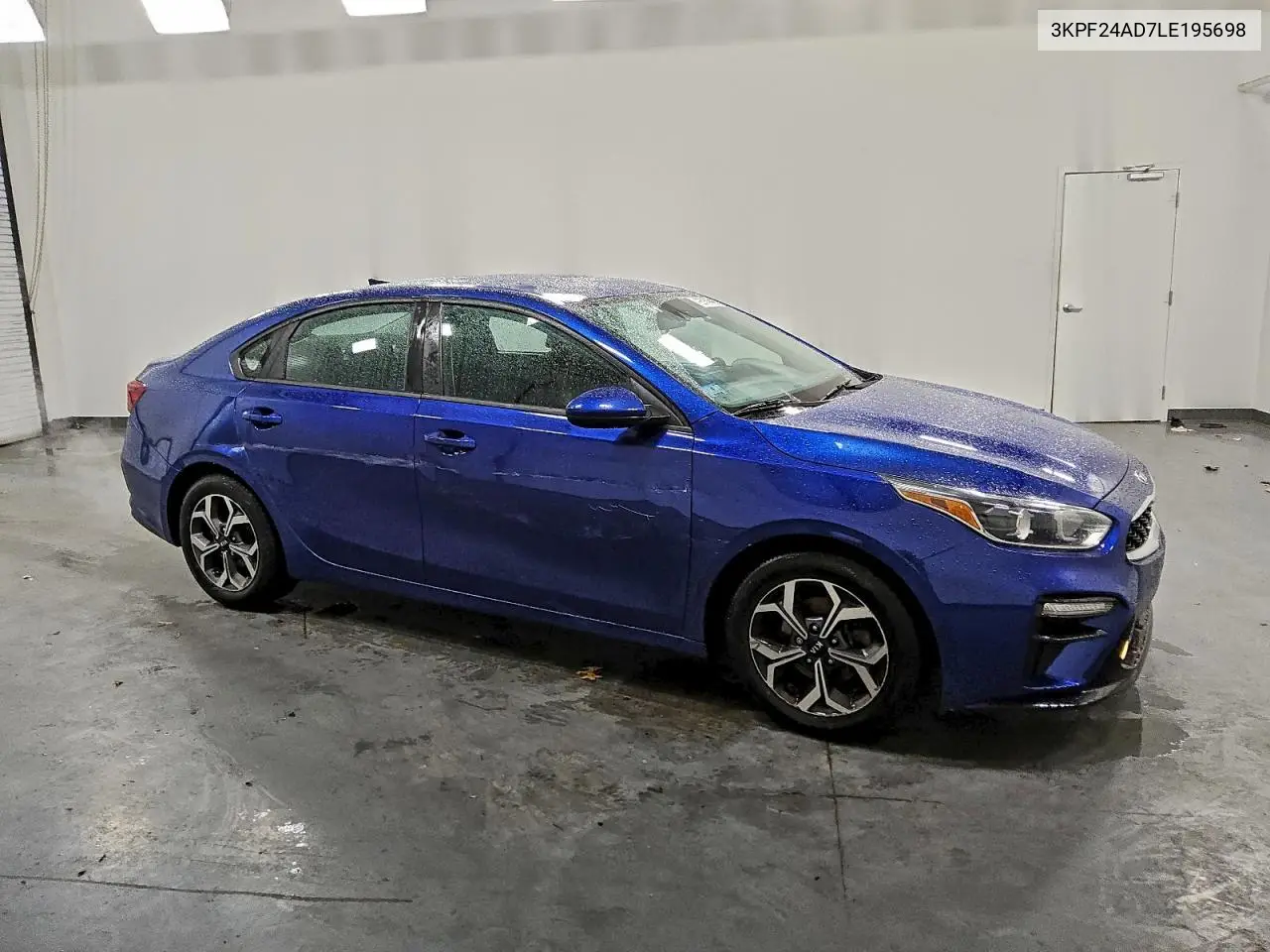 3KPF24AD7LE195698 2020 Kia Forte Fe