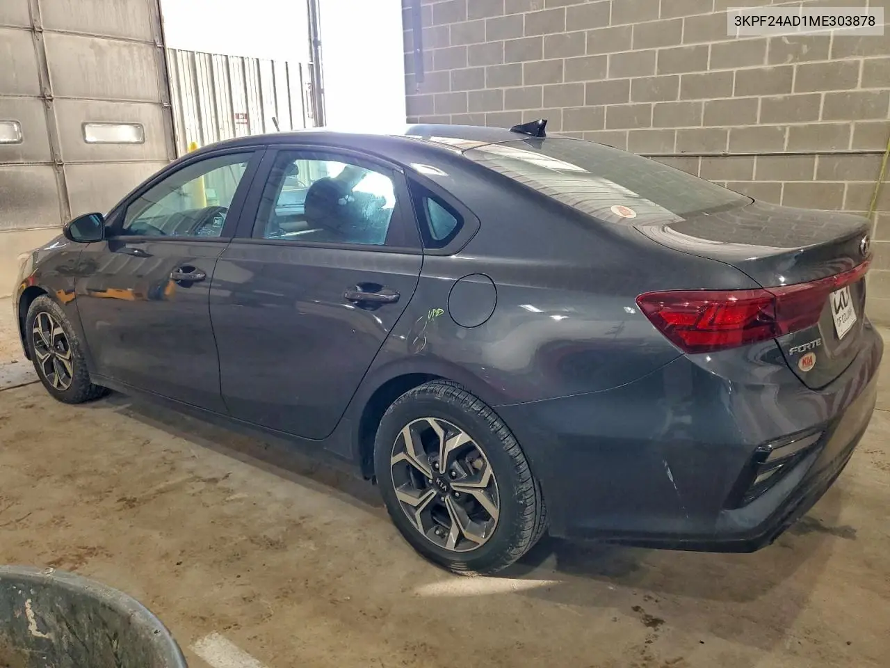 3KPF24AD1ME303878 2021 Kia Forte Fe