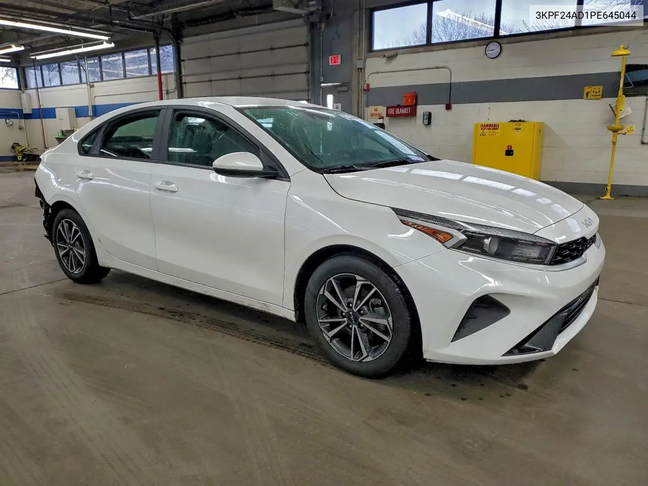 3KPF24AD1PE645044 2023 Kia Forte Lx