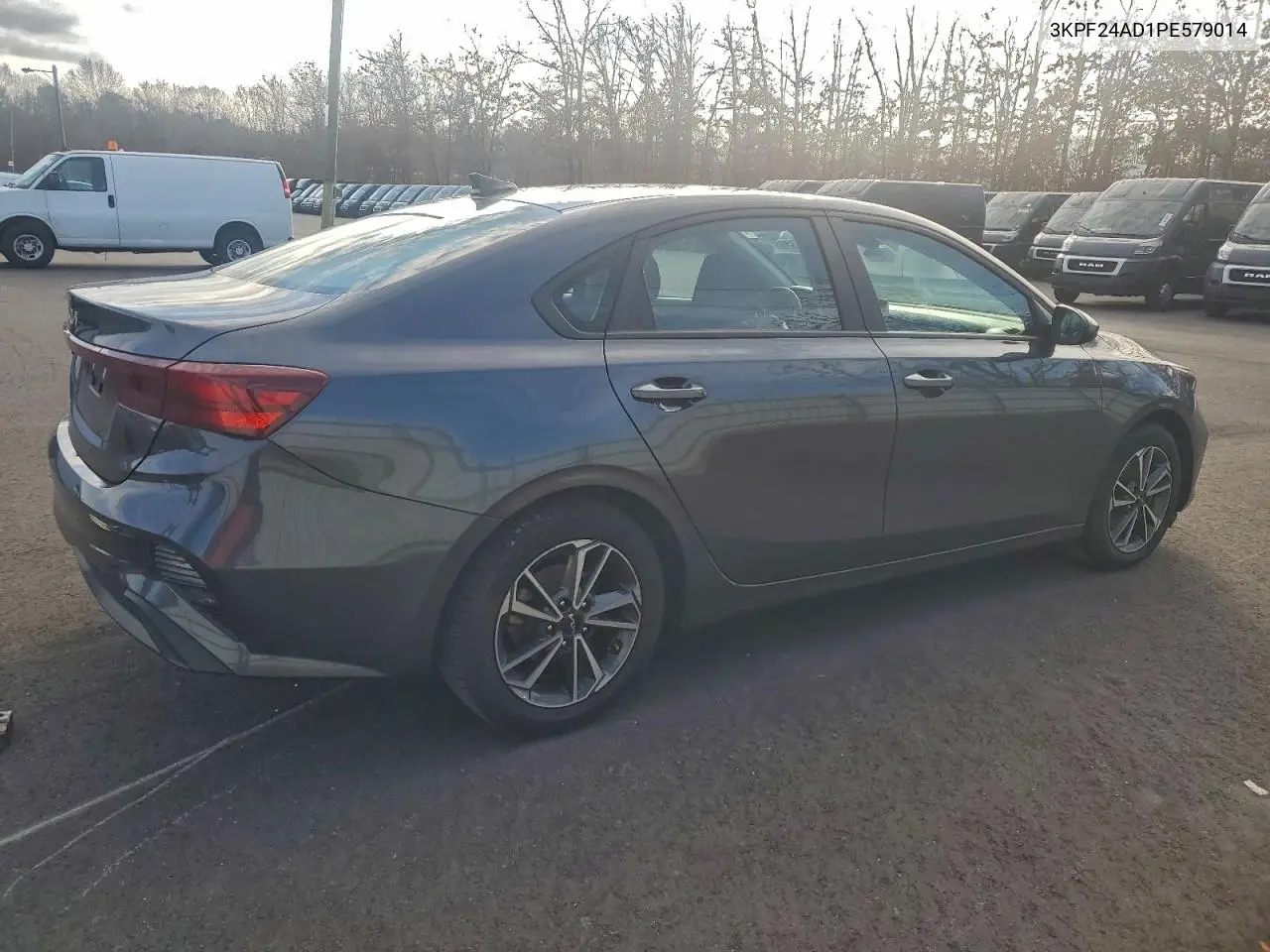 3KPF24AD1PE579014 2023 Kia Forte Lx